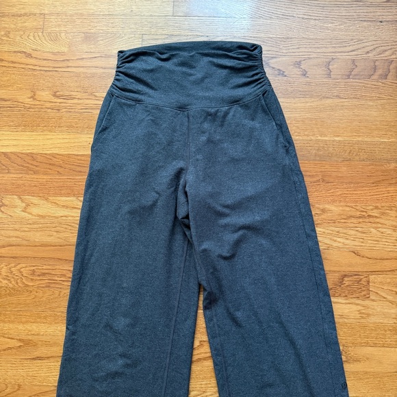 Lululemon take it easy gray high waist wide leg pants 8 - Picture 4 of 11